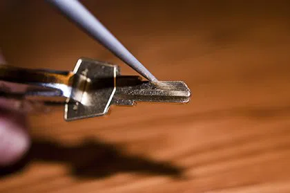 Weston MA Locksmith Store Weston, MA 781-742-6159 - broken-key-extraction